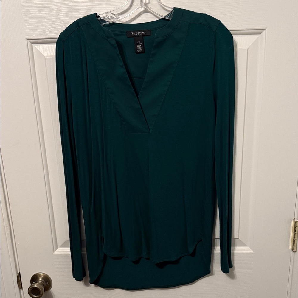 White House Black Market Hunter Green V-Neck Blouse